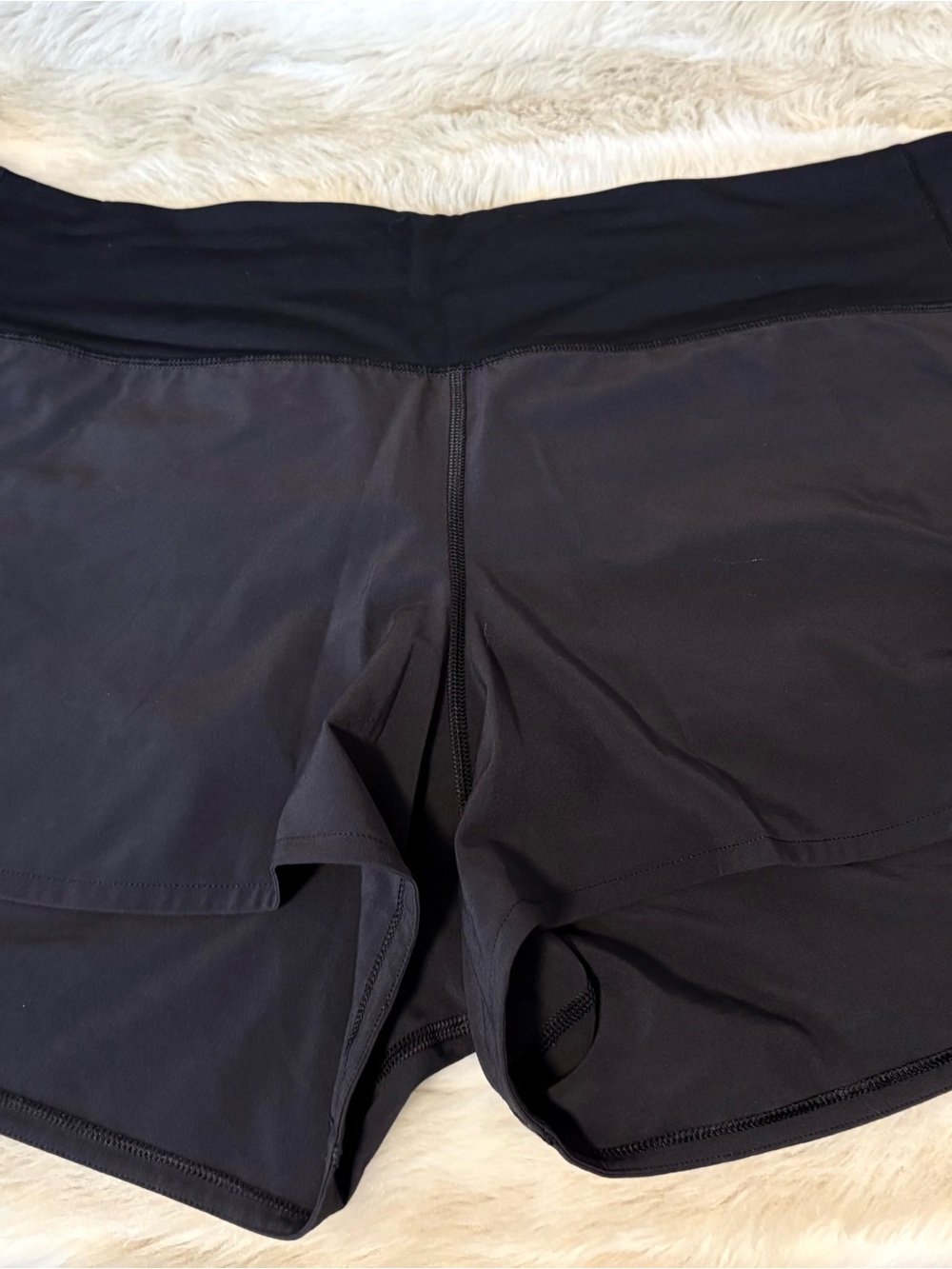 Lululemon Speed Up Mid-Rise Lined Short 4” - Sz 12